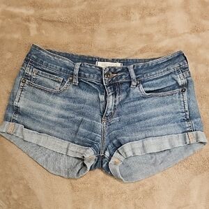 Bullhead Denim Low-Rise Blue Jean Shorts